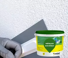 Silikoniziran in samočistilen visoko vodoodbojen fasadni omet / zaključni sloj - Weber