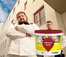 Združuje najboljše lastnosti običajnih zaključnih slojev za fasado.