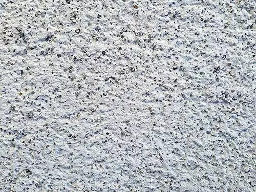 Mineralni strugani omet