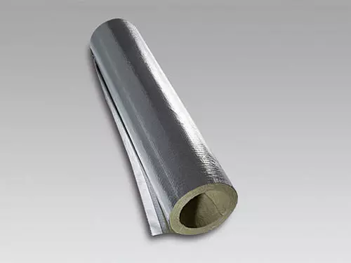 ISOVER U PROTECT PIPE SECTION ALU2 - Rešitev 2 v 1 za maksimalno zaščito pred ognjem in vročino. Toplotna in protipožarna zaščita za cevi.