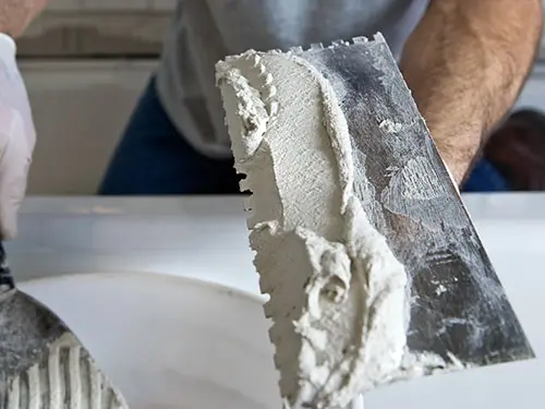 webermaltex SX - Lepilo za lepljenje plinobetonskih (siporex, siporeks) zidakov v beli barvi.